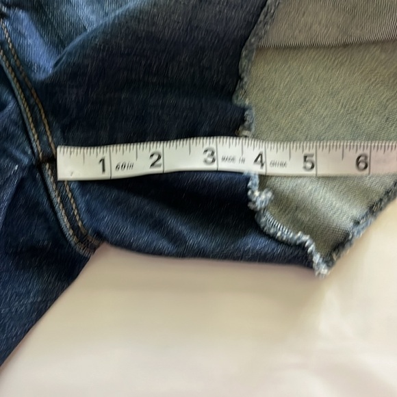 Kut From The Kloth Gidget Fray Short Mid Rise Size 8 - Picture 7 of 16